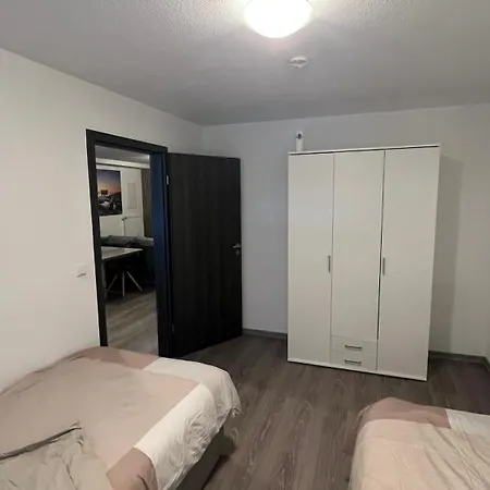 4 Apartment